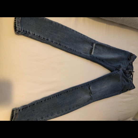Levi’s jeans ! - Picture 4 of 4